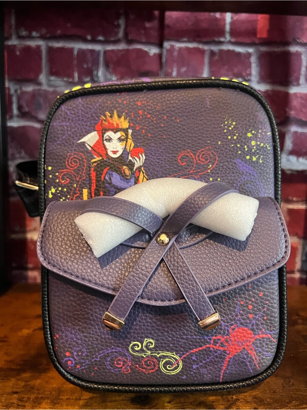 Disney Wondapop Evil Queen Crossbody Bag